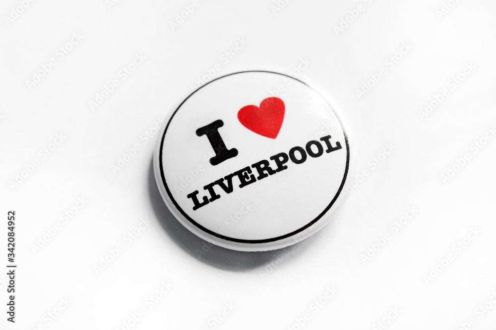 i love Liverpool – brooch with red heart i love Liverpool – brooch with red heart