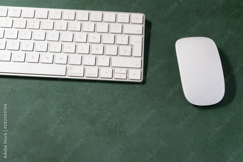 Teclado y mouse Teclado y mouse