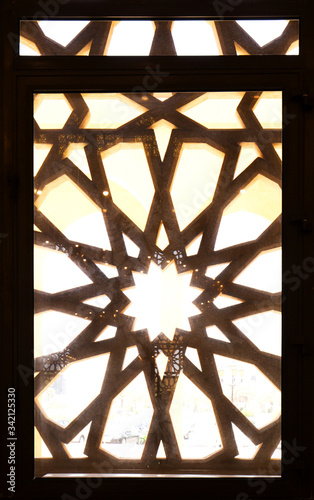 MANAMA  BAHRAIN - JUNE 26  A splendid interior of the Al Fateh Grand Mosque on June 26  2017  Manama  Bahrain. Al Fateh mosque is one of the largest mosque in the world
