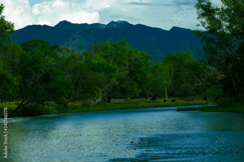 Paisaje hermoso del río Grande, hermosa naturaleza  © Misael Rodriguez 