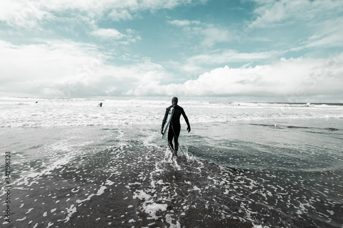 surfing