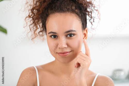 Young African-American woma...