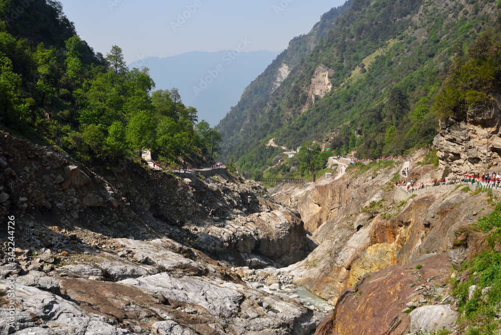 Obraz premium river in the mountains