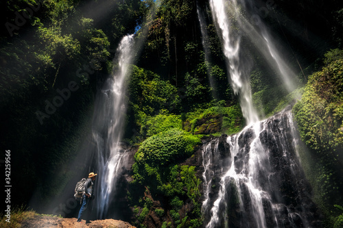 Sekumpul waterfalls in Munduk © anekoho