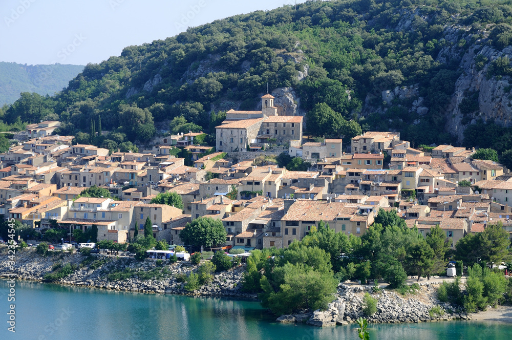 Village provençal de Bauduen