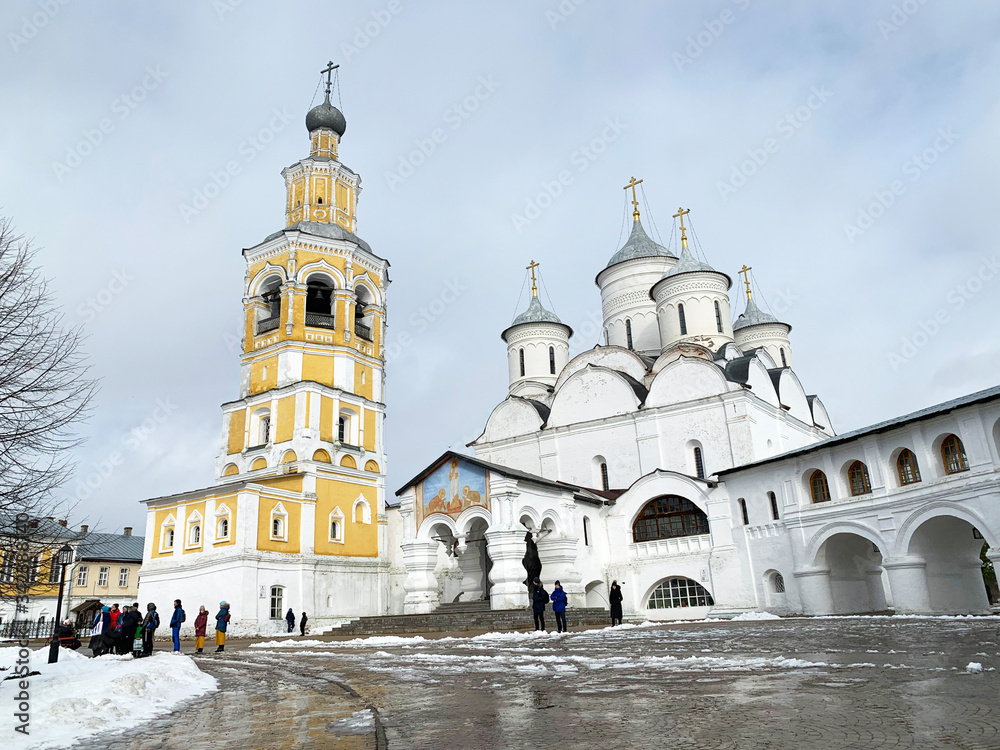 Fototapeta premium Vologda, Russia, ancient Spaso-Prilutsky monastery in Vologda in early spring in cloudy day