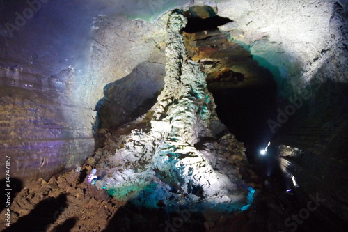 韓国　済州島の世界遺産　万丈窟