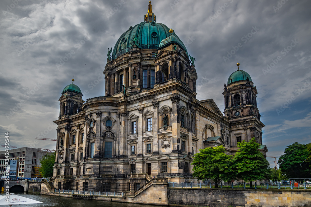 catedral reconstruida de de Berlin