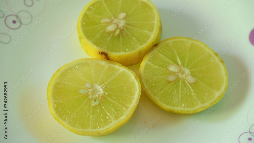 lemon cut pieces arrangement lemon cut pieces arrangement