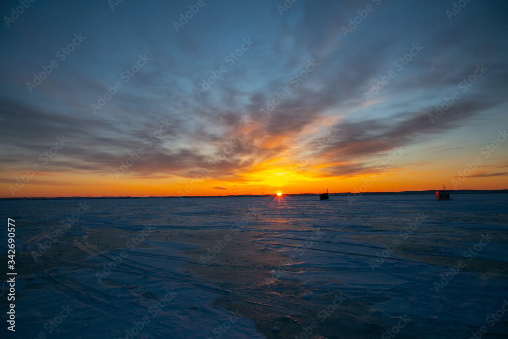 Obraz premium Sunset sunrise sea ice winter lake sky