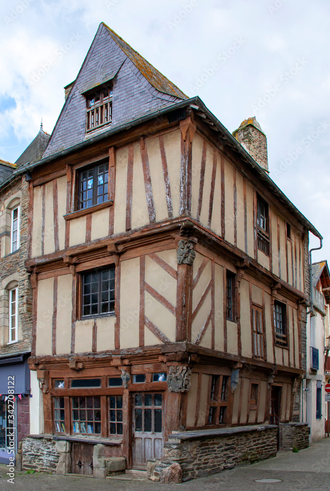 Fototapeta premium Malestroit. Maison à colombages ancienne, Morbihan, Bretagne