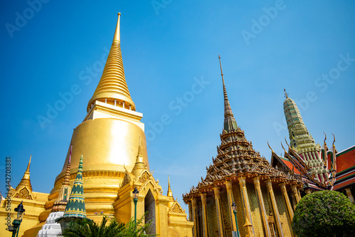 Thailandia, Bangkok - 12 january 2019 - The golden stupa Phra Siratana Chedi in Thai photo