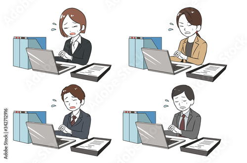 オフィスで多忙な社員