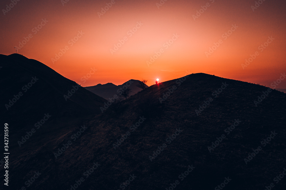 Obraz premium Rana is a significant three-peak mountain 457m. in the western part of Ceske stredohori. The Rana National Nature Reserve is situated on the south-western hill of the trike, is the center of paraglide