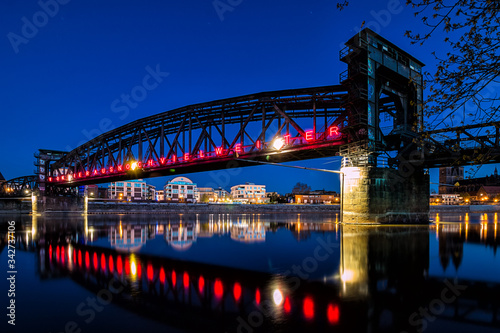 Obraz na płótnie Hubbrücke Magdeburg 2 w salonie