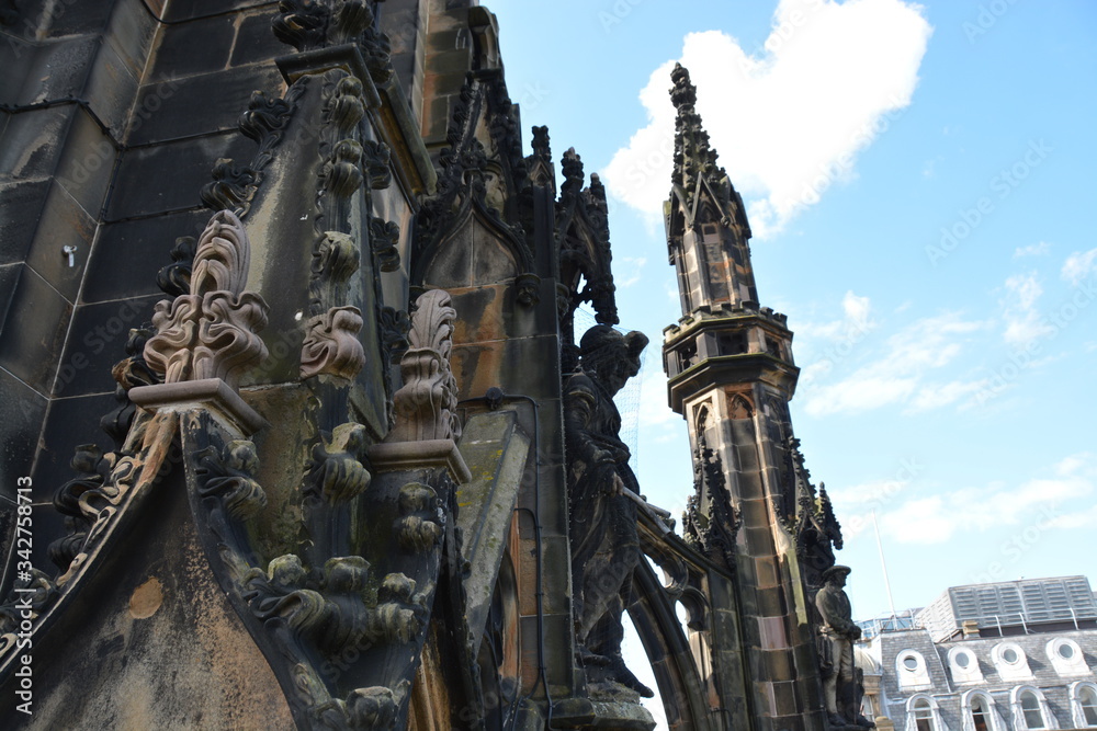 Naklejka premium エディンバラのスコット記念塔