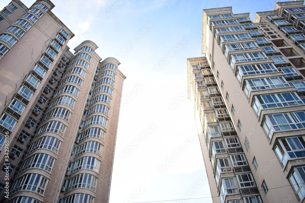 Obraz premium high building with a blue sky