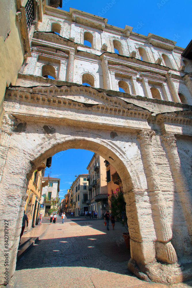 Obraz premium ancient stone door in verona italy 