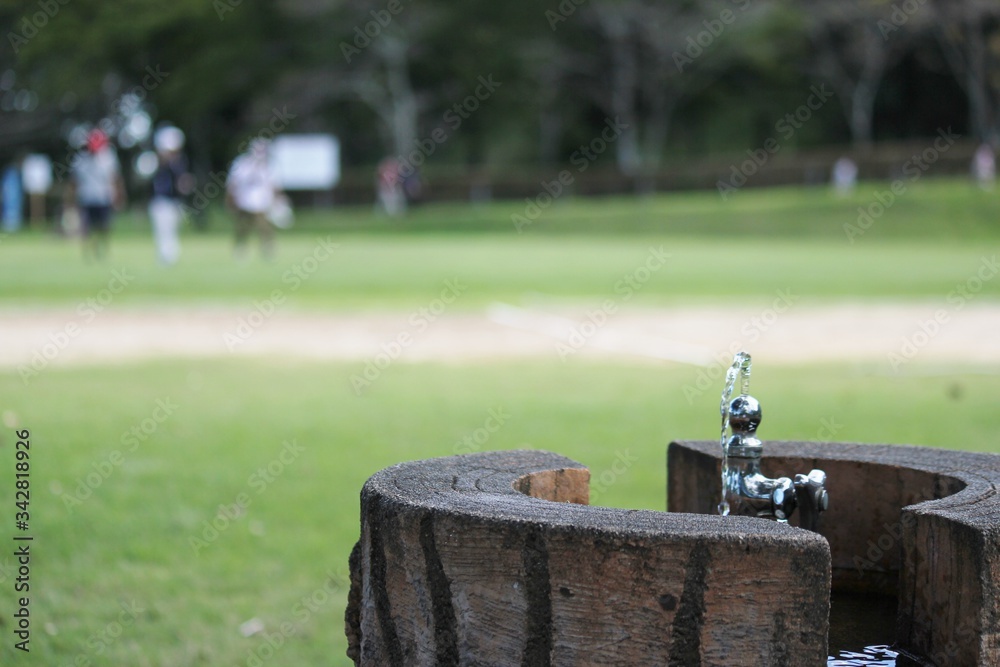 公園の水飲み場 公園の水飲み場