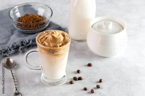 Foto Image from a dalgon coffee.