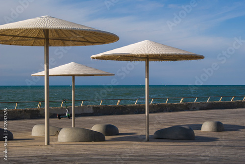 Canvas Print Empty embankment in Tel Aviv, Israel