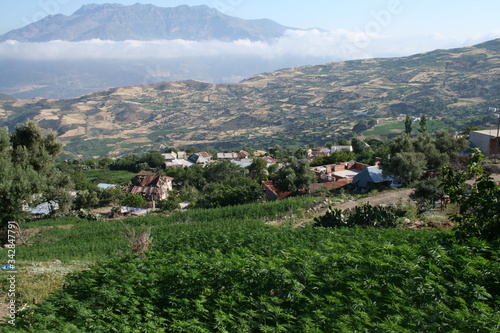 campos y montañas de Marruecos