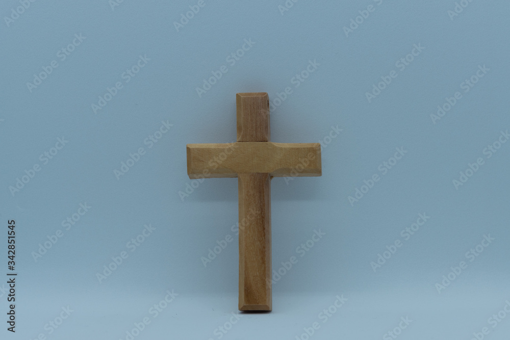 Cruz de madera de olivo