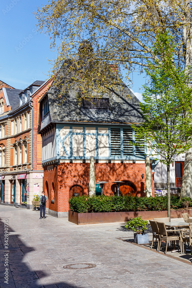 Fototapeta premium Bäckerbrunnen in Wiesbaden, 10.04.2020.
