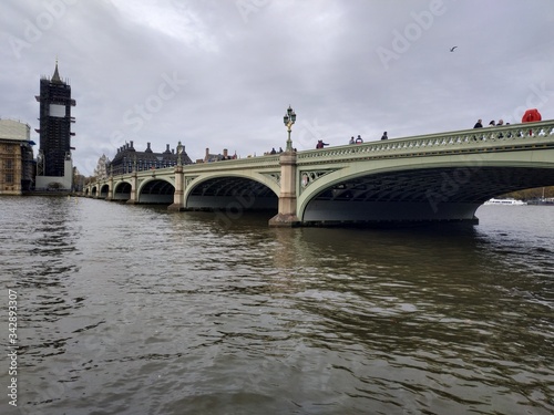 London, UK - November 09, 2020: view on The Palace of Westminster exterior at cloudy weather © STUDIO MELANGE