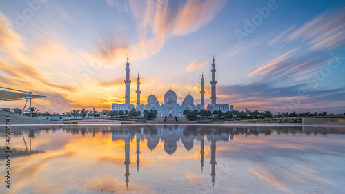 Sheikh Zayed Grand Mosque and Reflection in Fountain at Sunset - Abu Dhabi, United Arab Emirates (UAE) 