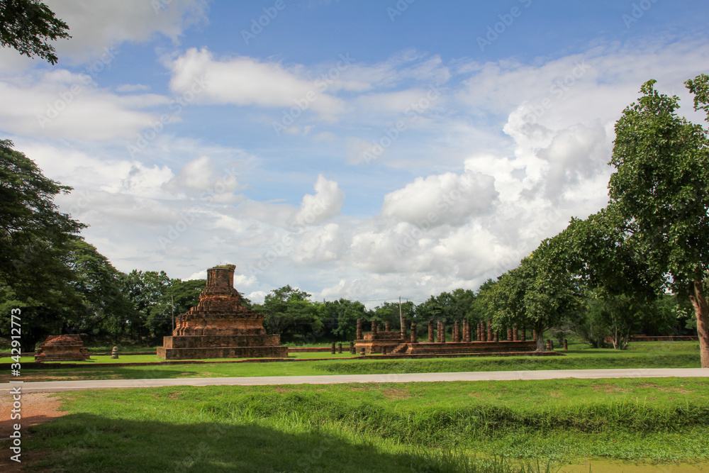 Landscape with vegetation and ruins in Sukhothai