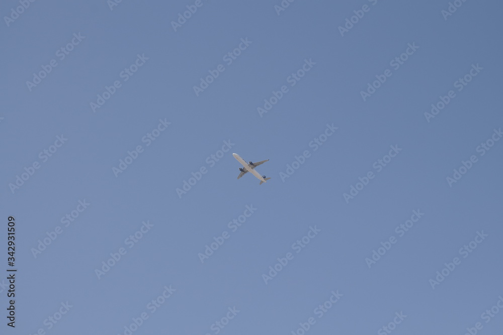Fototapeta premium airplane in the sky