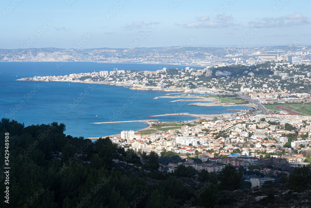 Vue sur Marseille depuis le massif de Marseilleveyre