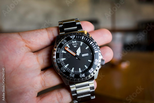 luksusowy zegarek męski