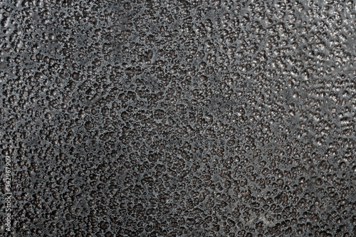 The texture of the corrosion-resistant coating of the metal surface