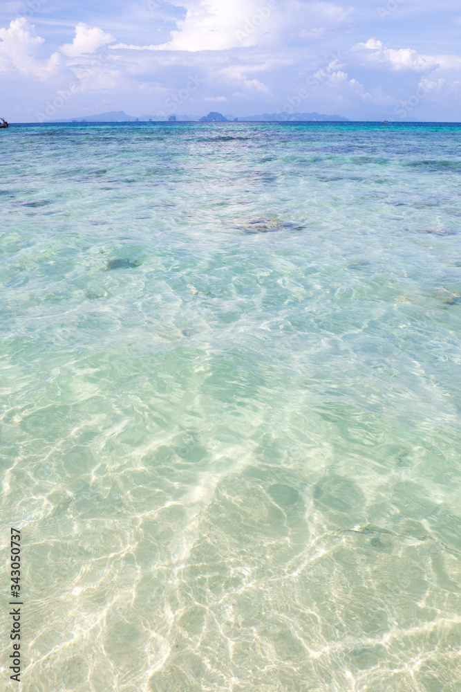 Obraz premium Crystal clear water