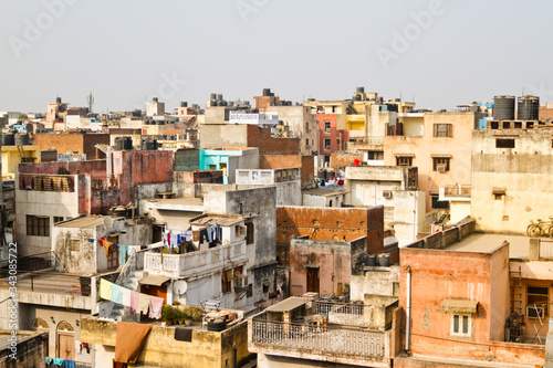 Buildings in New Delhi, India. Living conditions in Delhi © Demetrio