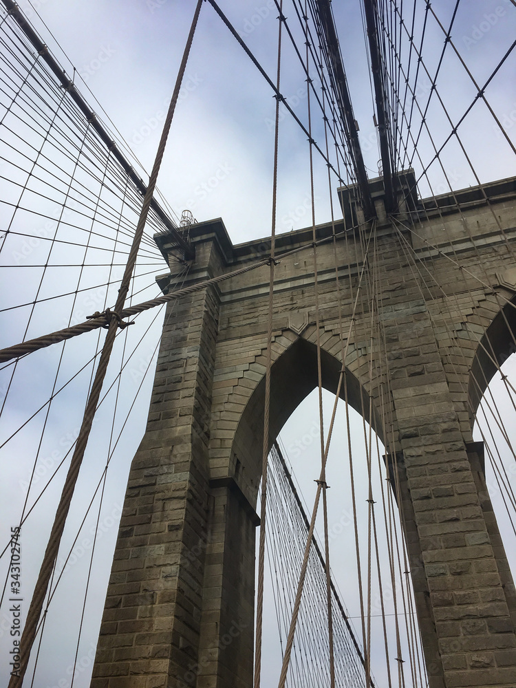 Naklejka premium Brooklyn Bridge moody detailed
