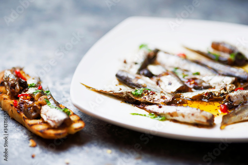 spanish sardines in olive oil