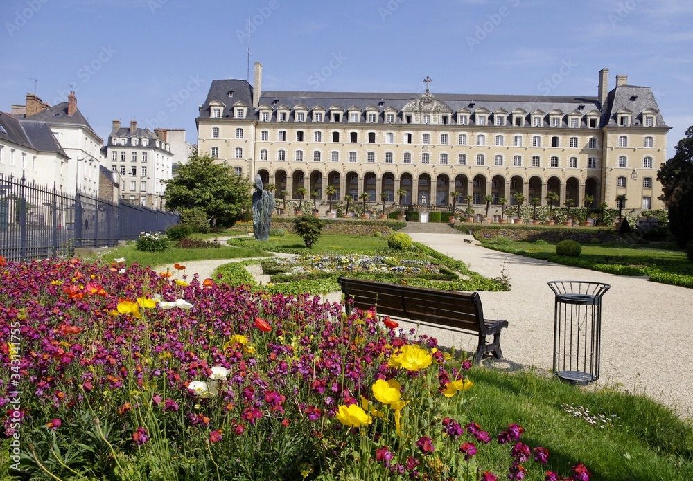 Le palais St Georges