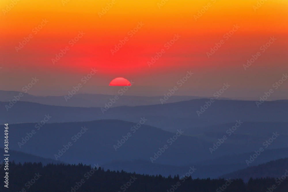 Sonnenuntergang im Erzgebirge