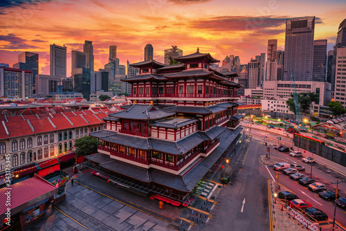 Photography Buddha Tooth Relic Temple at sunrise in China town, Singapore.