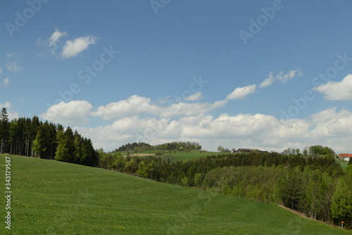 Felder im Bergland © cagala
