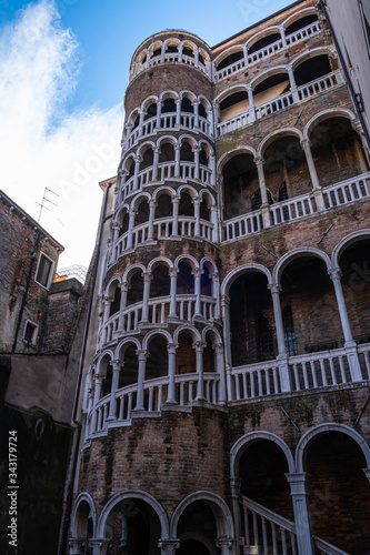 Obraz na płótnie Scala Contarini del Bovolo a Venezia w salonie