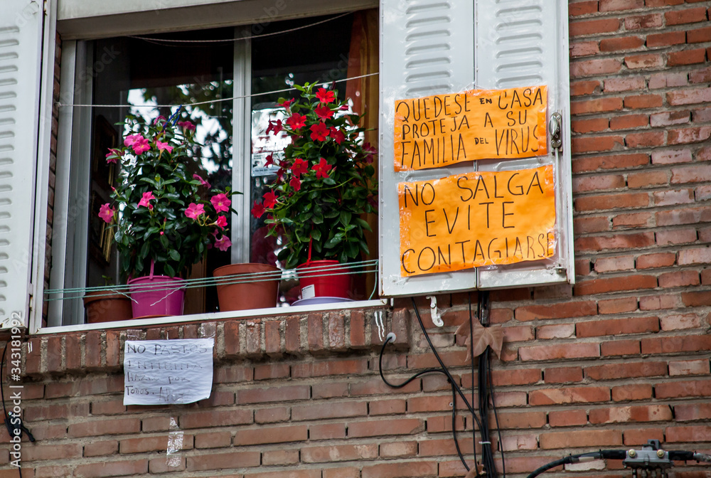 Naklejka premium Stay home. Protect your family against C-19.