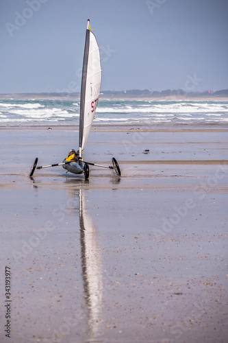 char à voile sur la plage de Penthièvre