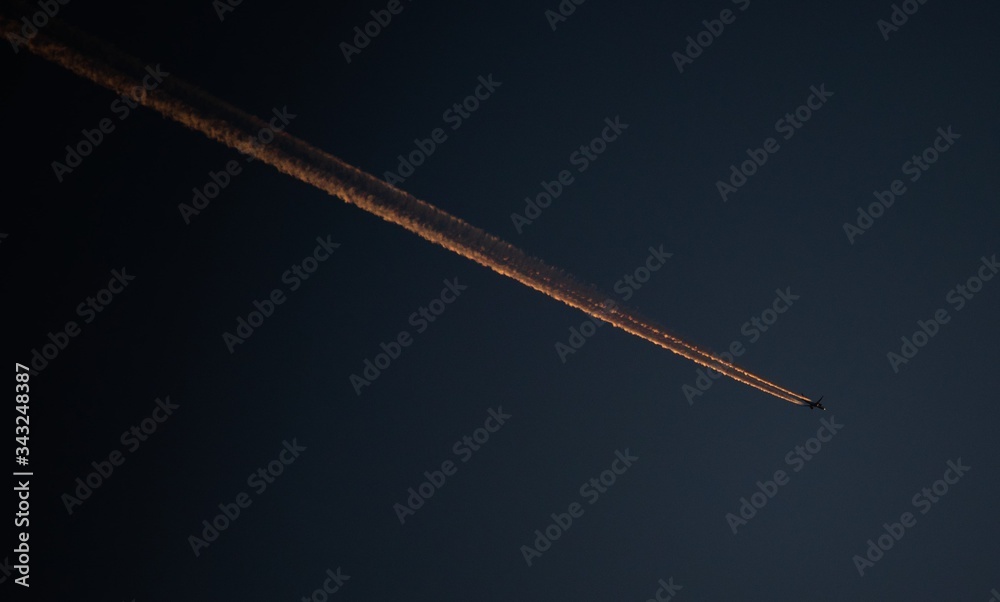Photoshoot of aircraft trail Photoshoot of aircraft trail