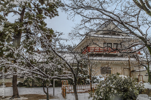   冬の福山城の月見櫓の風景 © nameyasu