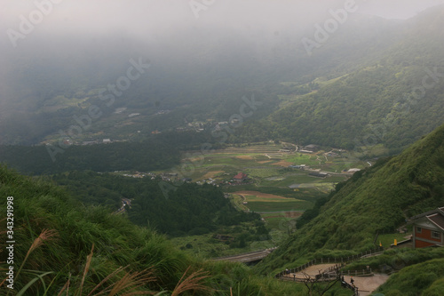 High angle view of the Zhuzihu Lake of Yang Ming Shan © Kit Leong