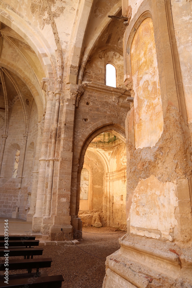 Interior Monasterio de Piedra